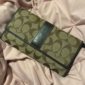 Coach wallet